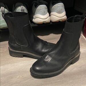 Women’s Black Leather Chelsea Boots